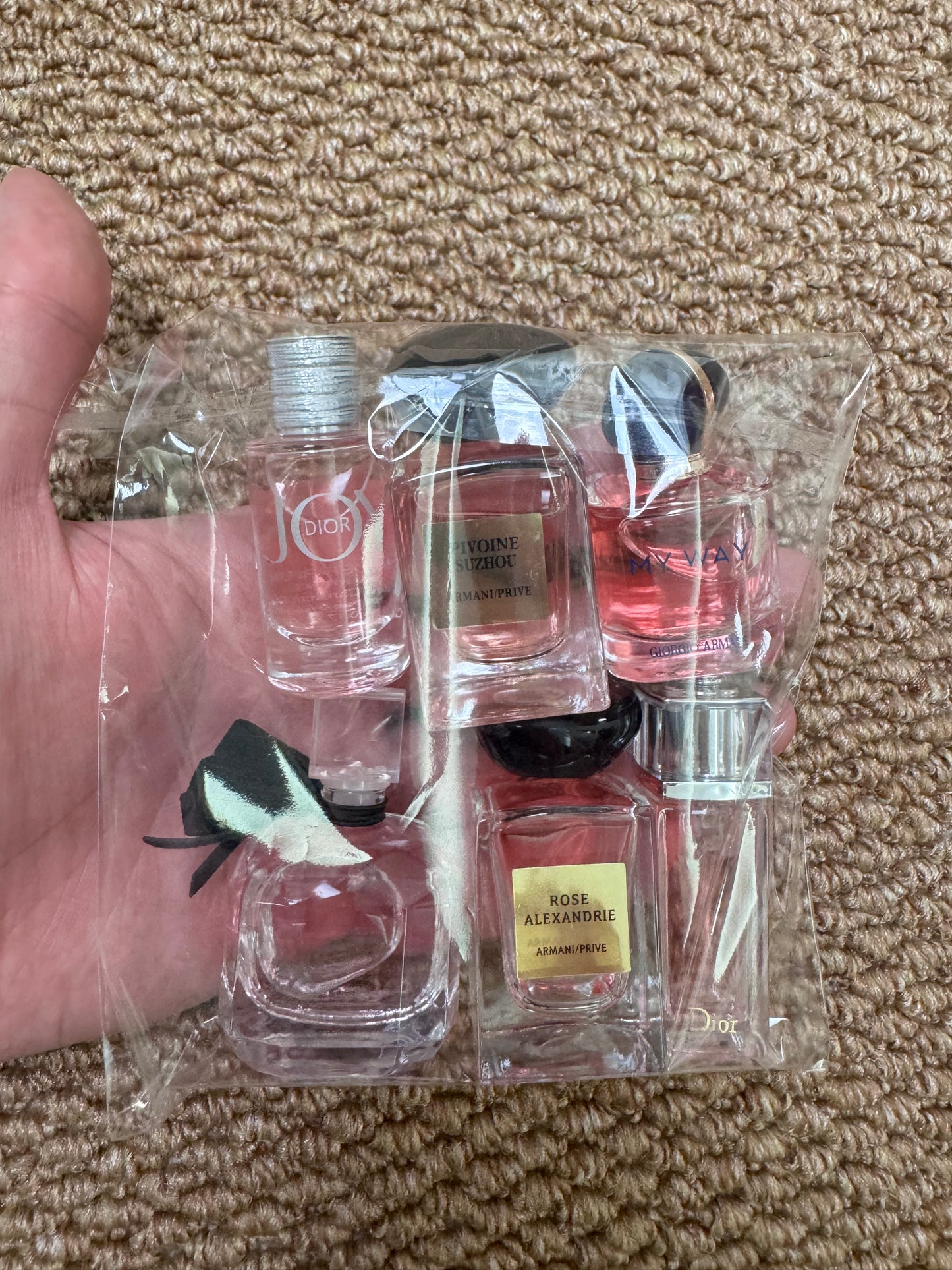 Combination perfume sample set for trial 6 samples