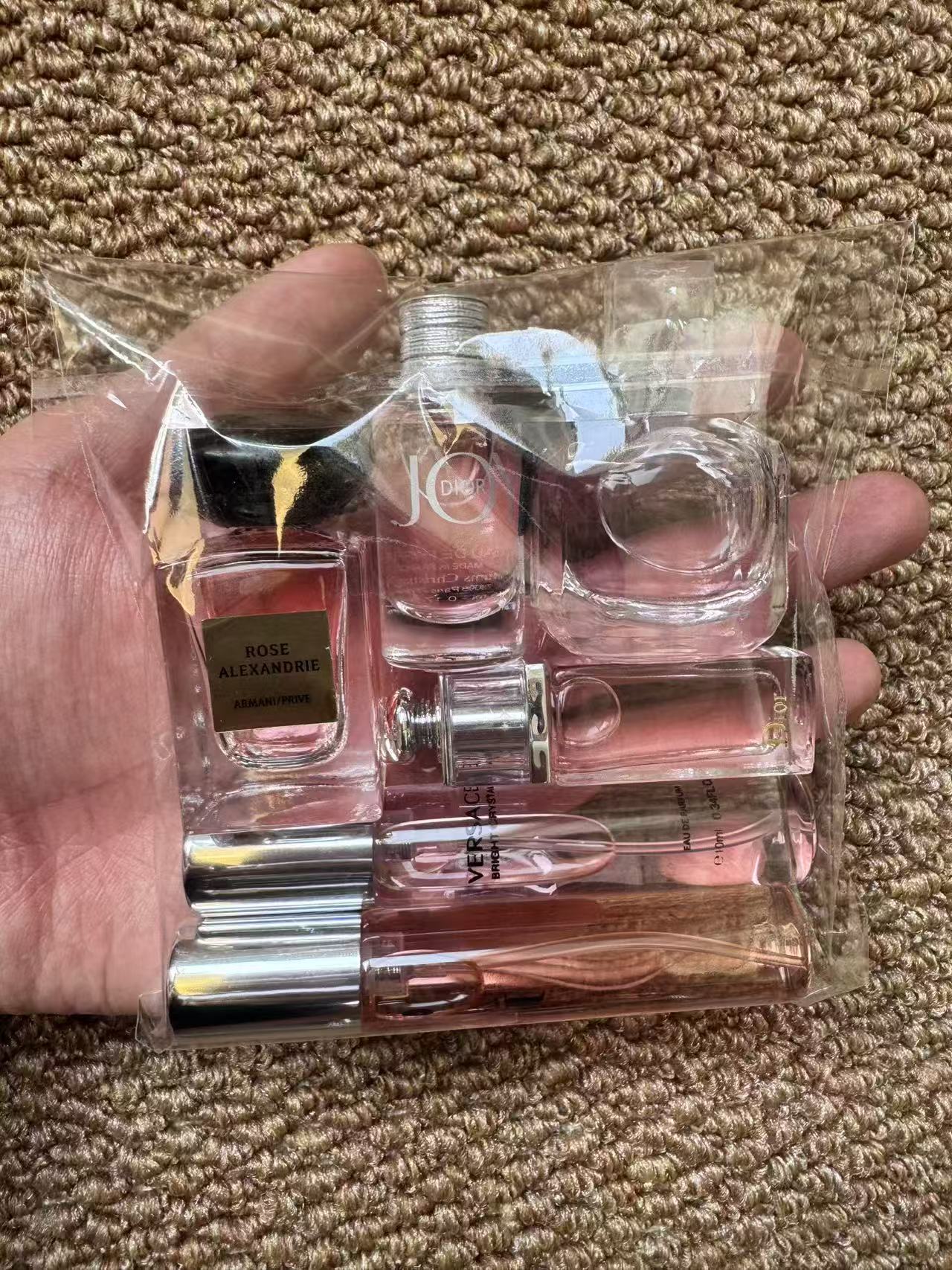 Combination perfume sample set for trial 6 samples