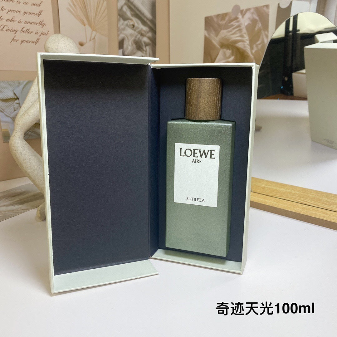 Miracle Skylight Eau de Toilette 100ml